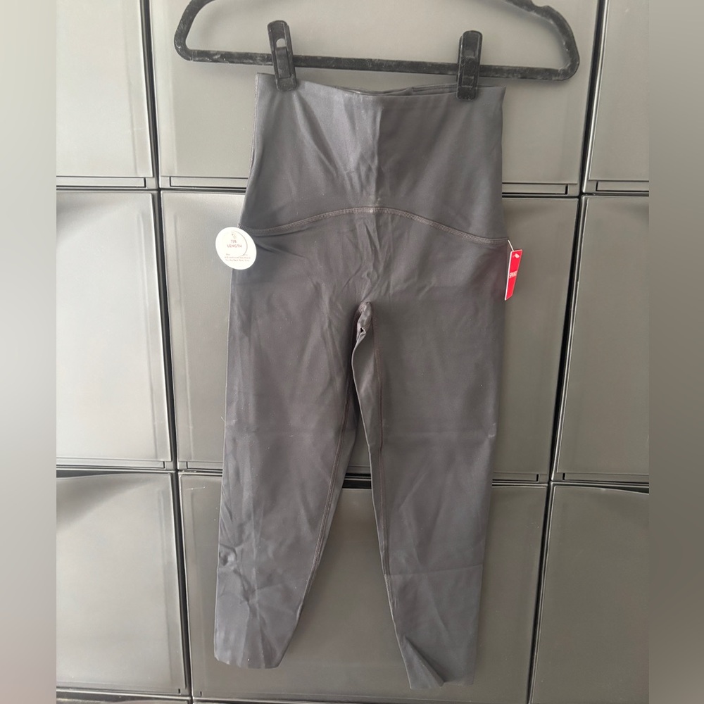 Spanx Booty Boost 7/8 Black Leggings